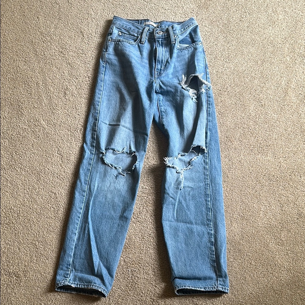 Levi's High Rise Distressed Jeans for Women